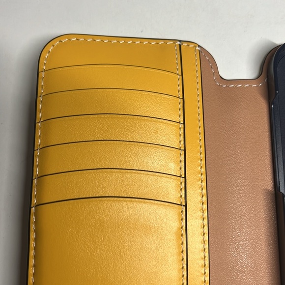 Tory Burch T Monogram Jacquard Yellow Folio For IPhone 12 Para o Max - Picture 4 of 16